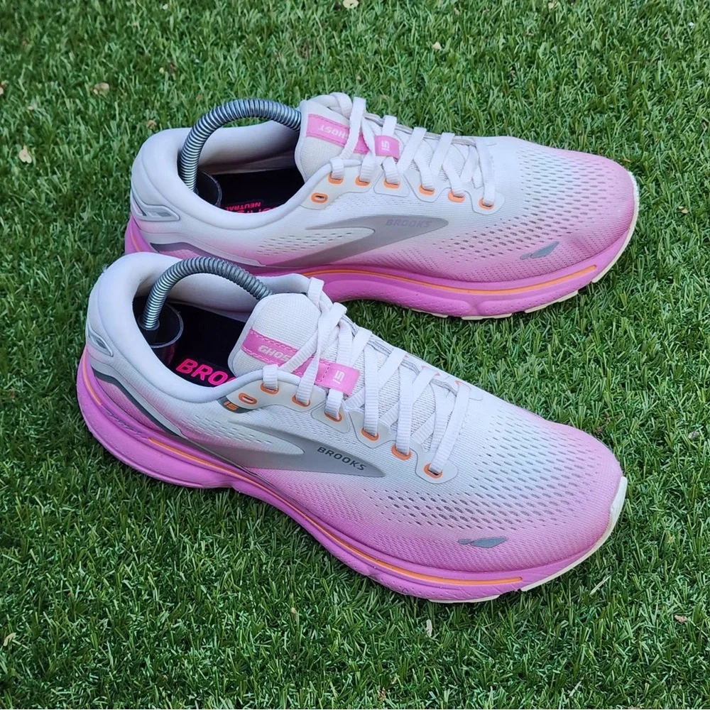 Brooks Ghost Women's Pink Running Shoes - Picture 7 of 7